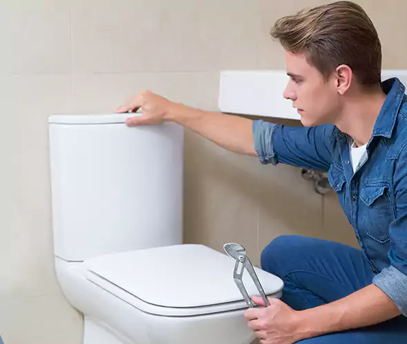 Expert Plumber for Toilet Replacement in Oxnard, CA: Schedule Affordable Toilet Replacement Services with Us